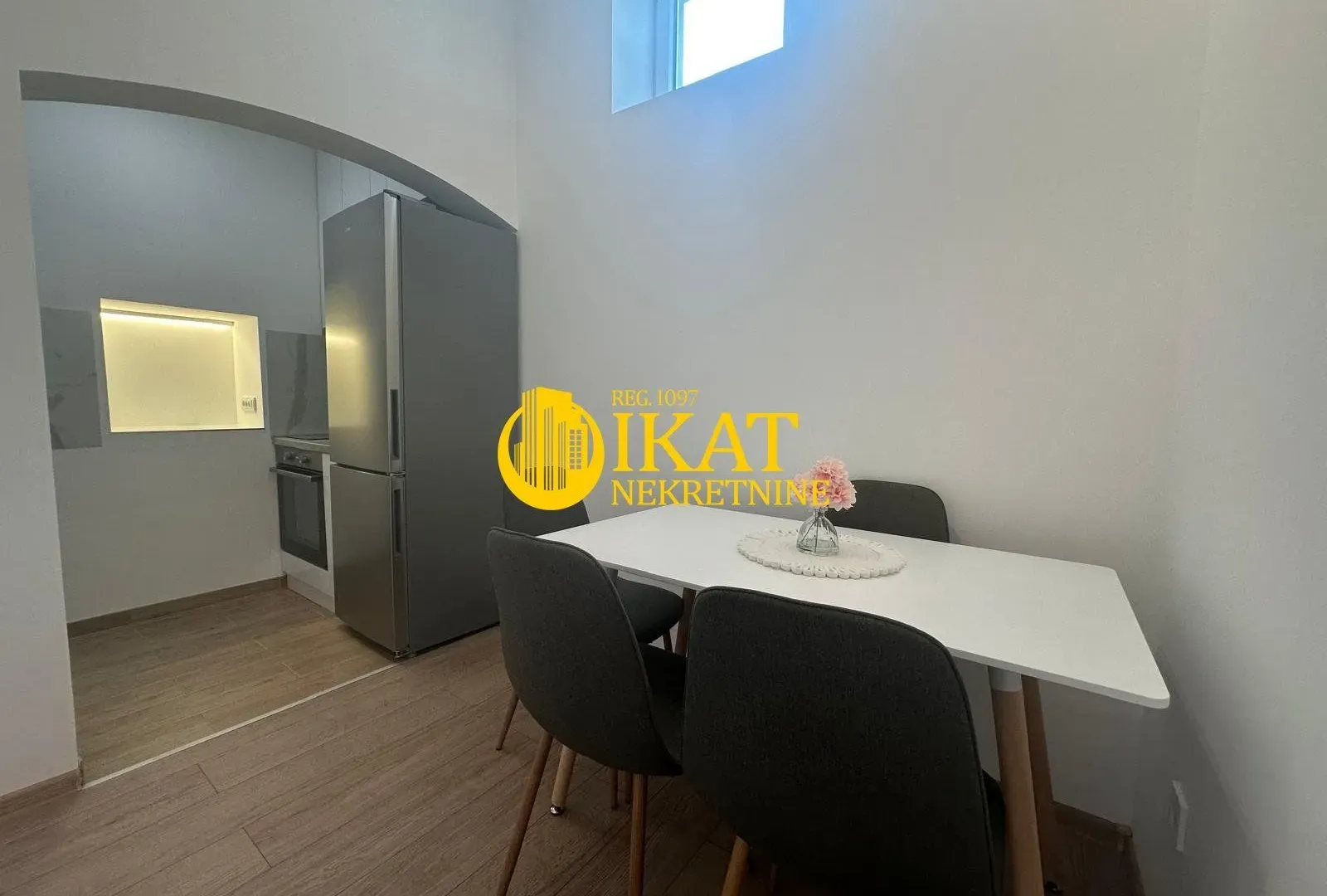 Sale, two bedroom apartment, 49m², Slavija, Vračar Sve Podlokacije