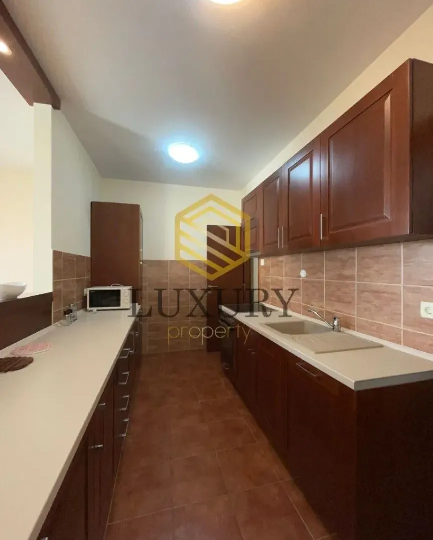 Izdavanje, dvosoban stan, 125m², Gorica C, Podgorica