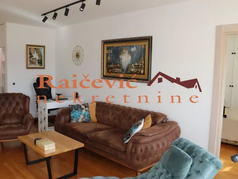 Prodaja, četvorosoban stan, 103m², Voždovac Sve Podlokacije, Beograd - image 7