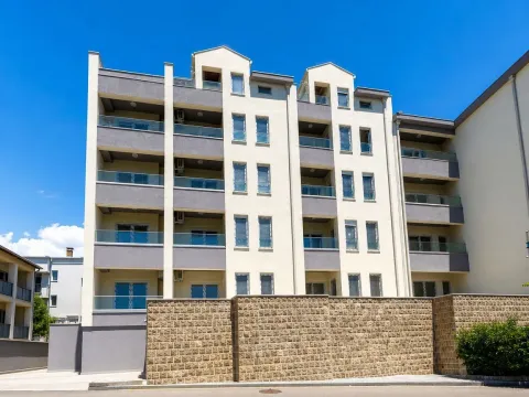 Prodaja, jednosoban stan, 42m², Budva, Crna Gora - image 3