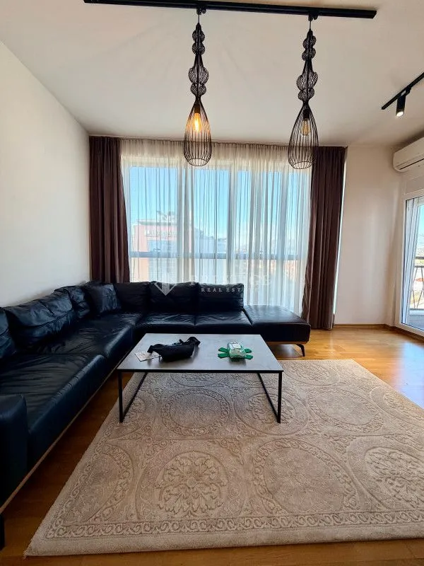 Rent, one bedroom apartment, 51m², Stari Aerodrom, Podgorica