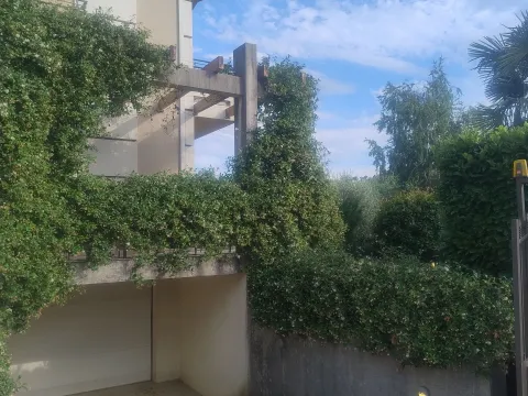 Rent, house, 262m², Zabjelo, Podgorica - image 17