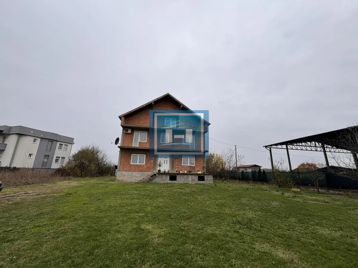 Prodaja, kuća, 194m², Ribare, Jagodina