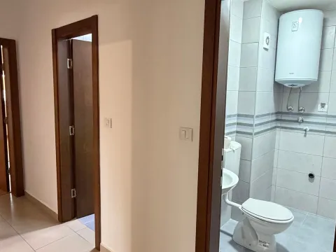 Prodaja, dvosoban stan, 73m², Tuški Put, Podgorica - image 11