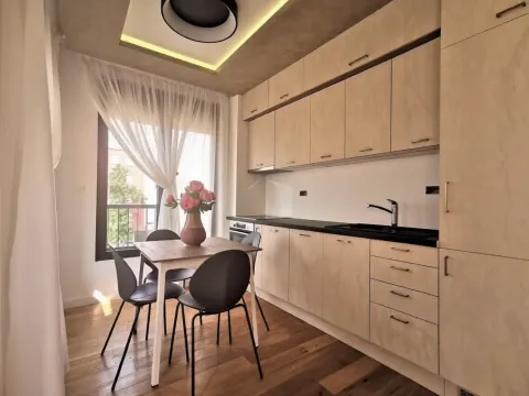 Prodaja, jednosoban stan, 45m², Blok 9, Podgorica - image 5