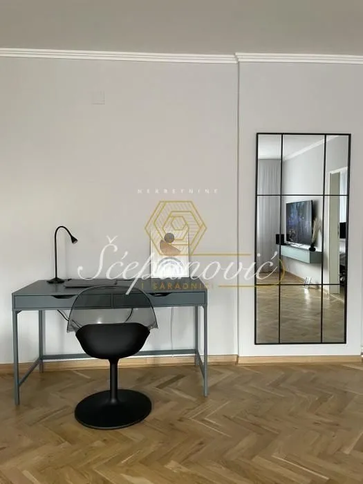 Prodaja, dvosoban stan, 55m², Stari grad, Novi Sad