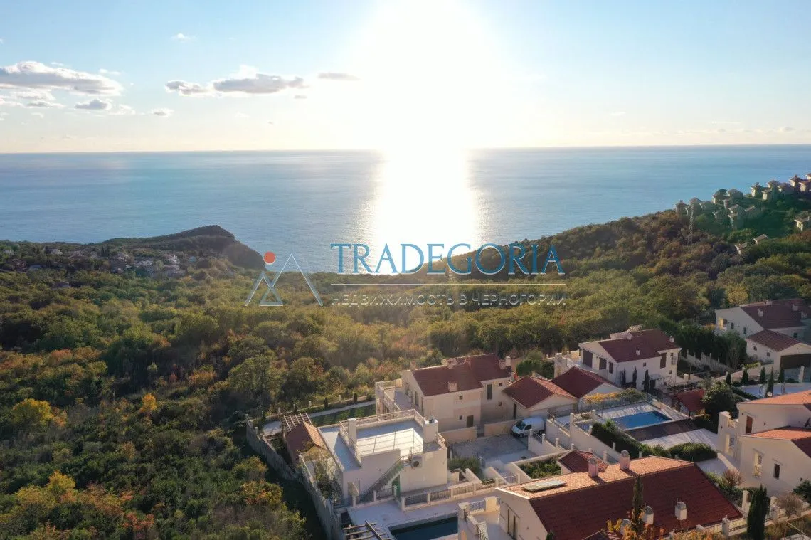 Prodaja, trosoban stan, 200m², Reževići, Budva