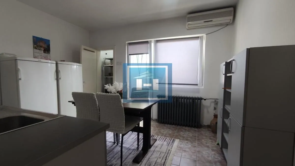 Izdavanje, dvosoban stan, 55m², Centar, Jagodina