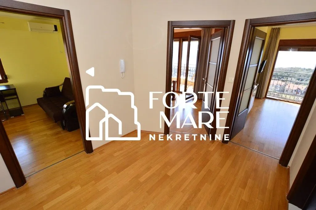 Prodaja, trosoban stan, 140m², Zelenika, Herceg Novi