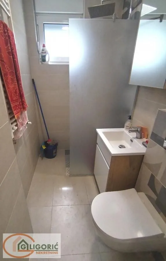 Prodaja, dvosoban stan, 49m², Stari Grad, Beograd