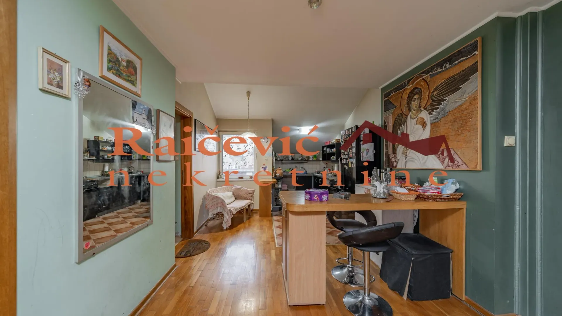 Sale, four bedroom apartment, 160m², Profesorska Kolonija, Palilula Sve Podlokacije