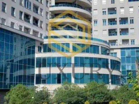 Izdavanje, dvosoban stan, 100m², Centar, Podgorica - image 3