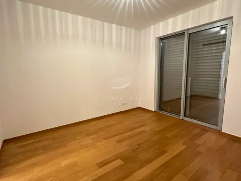 Rent, two bedroom apartment, 64m², Neimar, Vračar Sve Podlokacije - image 4