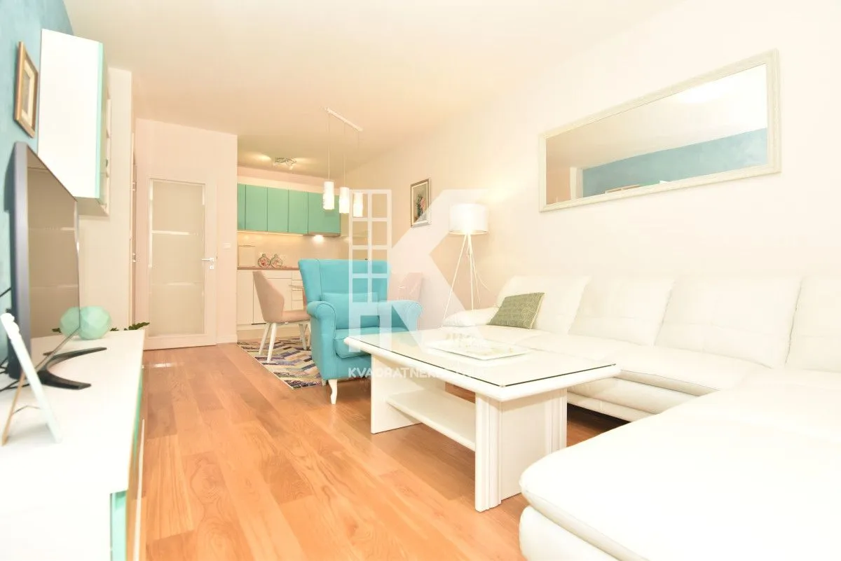 Rent, one bedroom apartment, 49m², Central Point, Podgorica