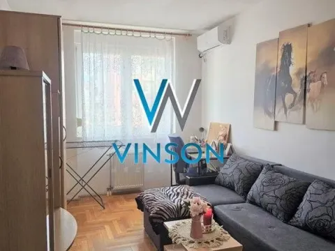 Stan in Bulevar Oslobodjenja