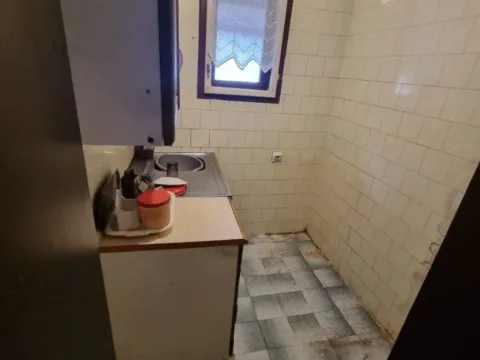 Prodaja, kuća, 220m², Zemun Gornji Grad, Zemun Sve Podlokacije - image 6