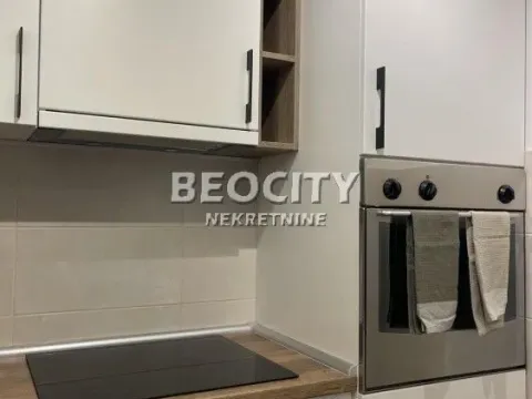 Izdavanje, trosoban stan, 100m², Centar, Novi Sad - image 5