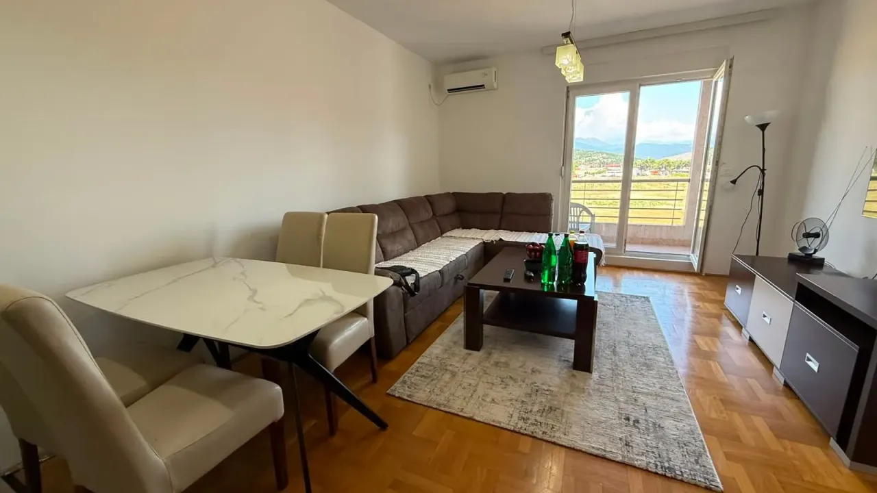 Rent, one bedroom apartment, 49m², Stari Aerodrom, Podgorica