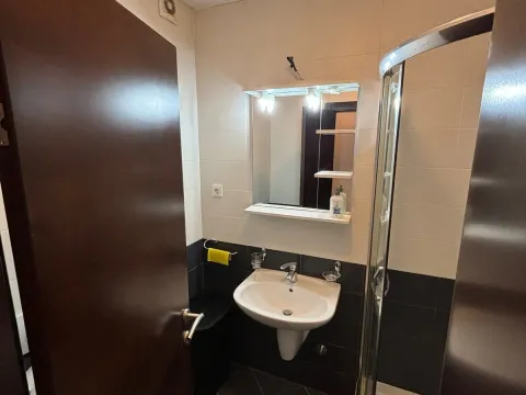 Rent, one bedroom apartment, 52m², Budva, Crna Gora - image 4