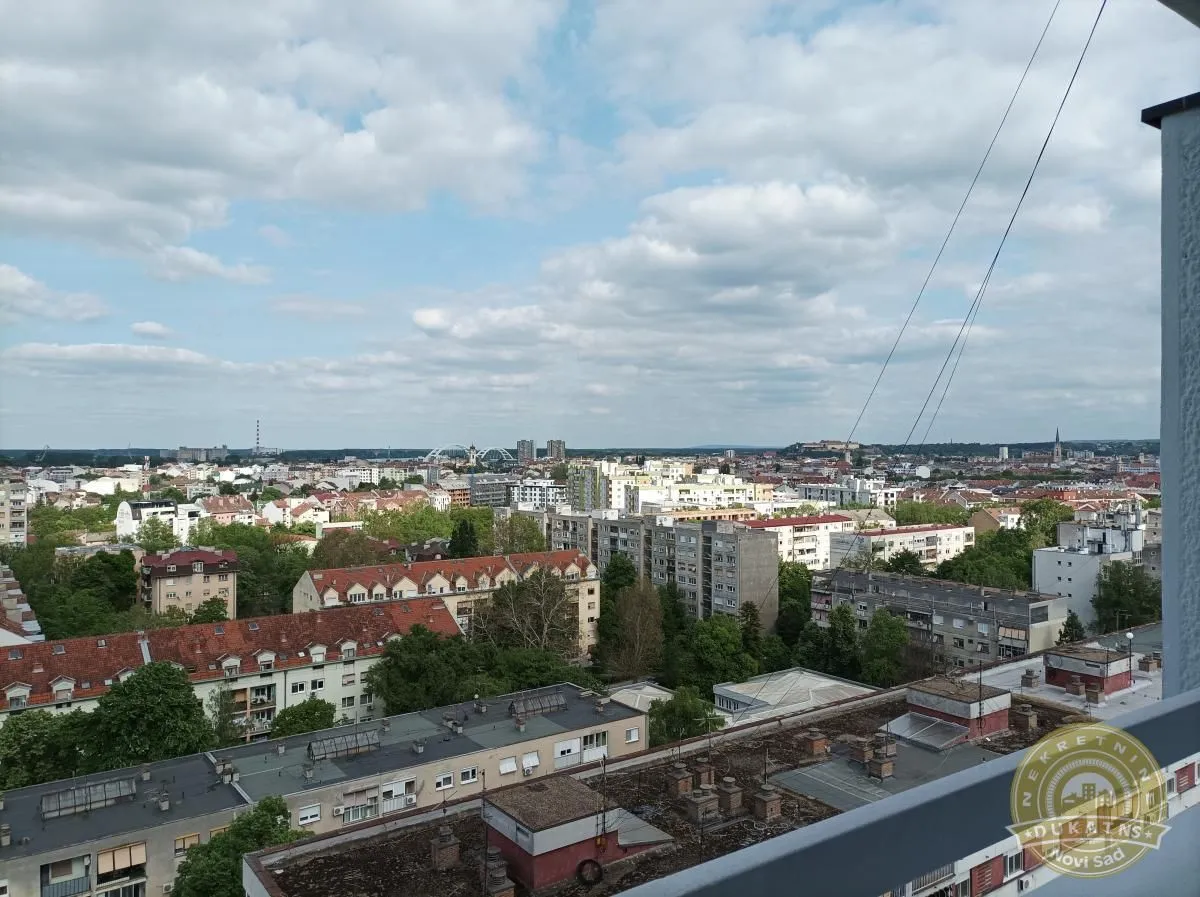 Prodaja, trosoban stan, 61m², Bulevar Oslobodjenja, Novi Sad Sve Podlokacije