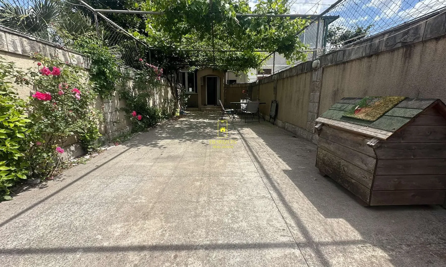 Prodaja, trosoban stan, 89m², Zagorič, Podgorica