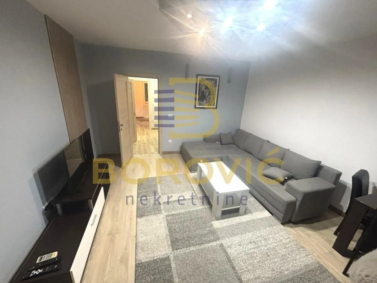 Rent, one bedroom apartment, 34m², Stari Grad, Beograd