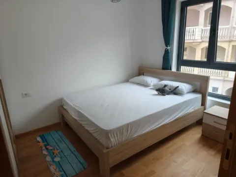 Izdavanje, dvosoban stan, 61m², Bečići, Budva - image 10