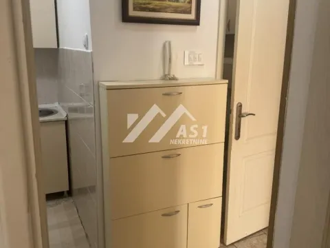 Izdavanje, dvosoban stan, 40m², Sajam, Novi Sad Sve Podlokacije - image 7