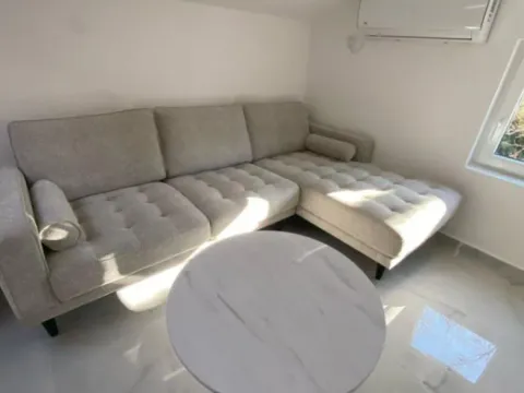 Izdavanje, jednosoban stan, 32m², Pržno, Budva - image 2