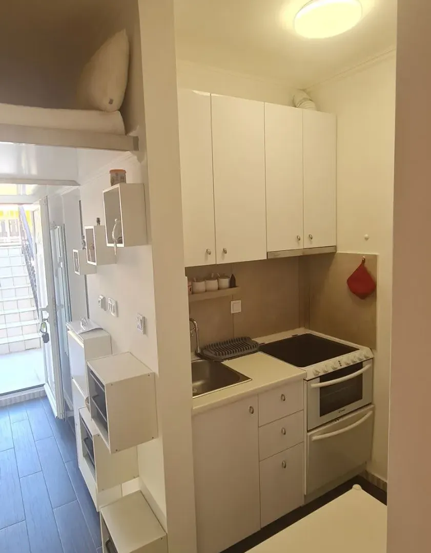 Izdavanje, jednosoban stan, 23m², Đenovići, Herceg Novi