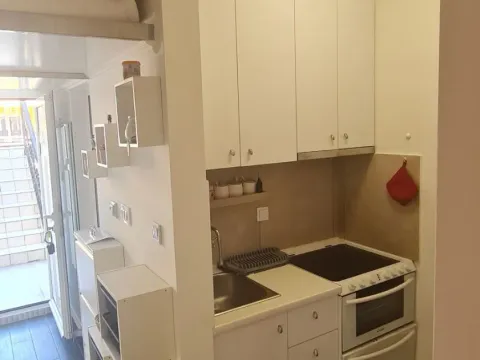 Izdavanje, jednosoban stan, 23m², Đenovići, Herceg Novi - image 3