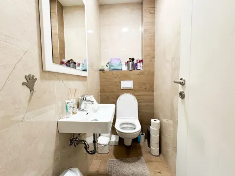 Prodaja, dvosoban stan, 63m², Dalmatinska ulica, Podgorica - image 9