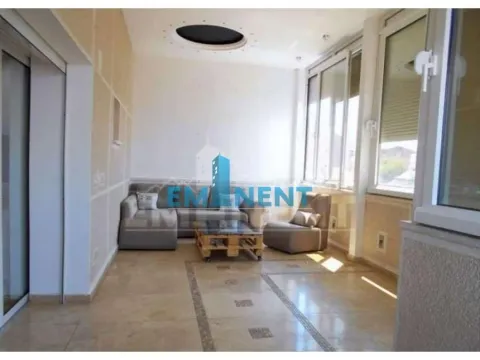 Izdavanje, četvorosoban stan, 140m², Đeram Pijaca, Beograd - image 14