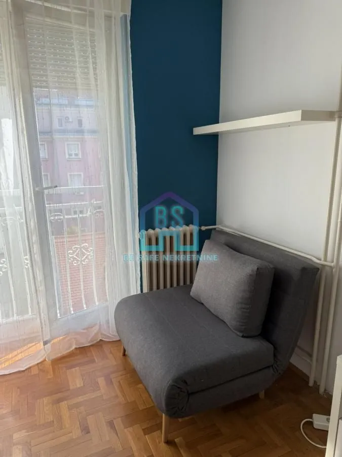 Prodaja, jednosoban stan, 23m², Stari grad, Novi Sad
