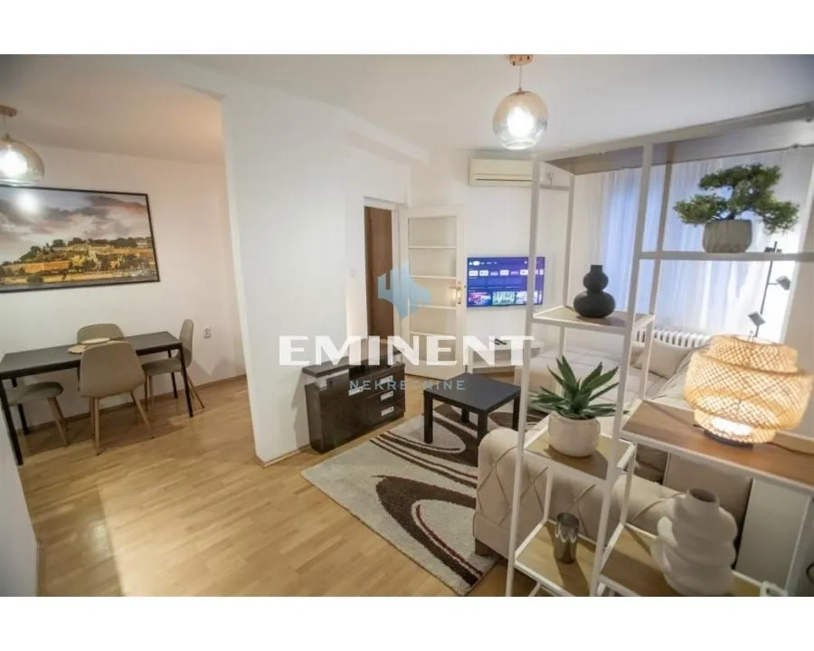 Rent, apartment, 45m², Stari Grad, Beograd