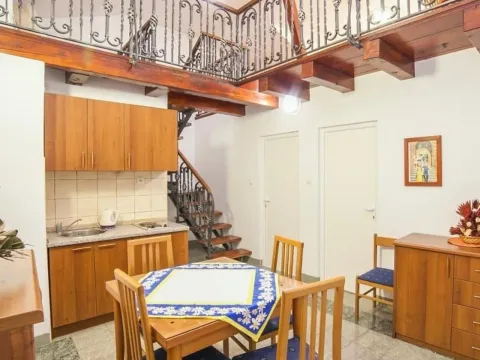 Prodaja, ugostiteljski objekat, 500m², Pržno, Budva - image 18