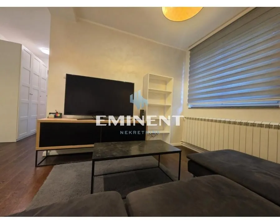 Rent, apartment, 40m², Neimar, Vračar Sve Podlokacije