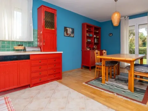 Sale, house, 200m², Tološi, Podgorica - image 6