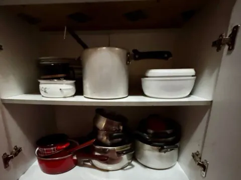 Izdavanje, dvosoban stan, 65m², Oktobarske Revolucije, Podgorica - image 11