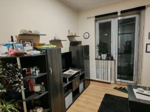 Rent, four bedroom apartment, 68m², Centar, Kragujevac - image 1