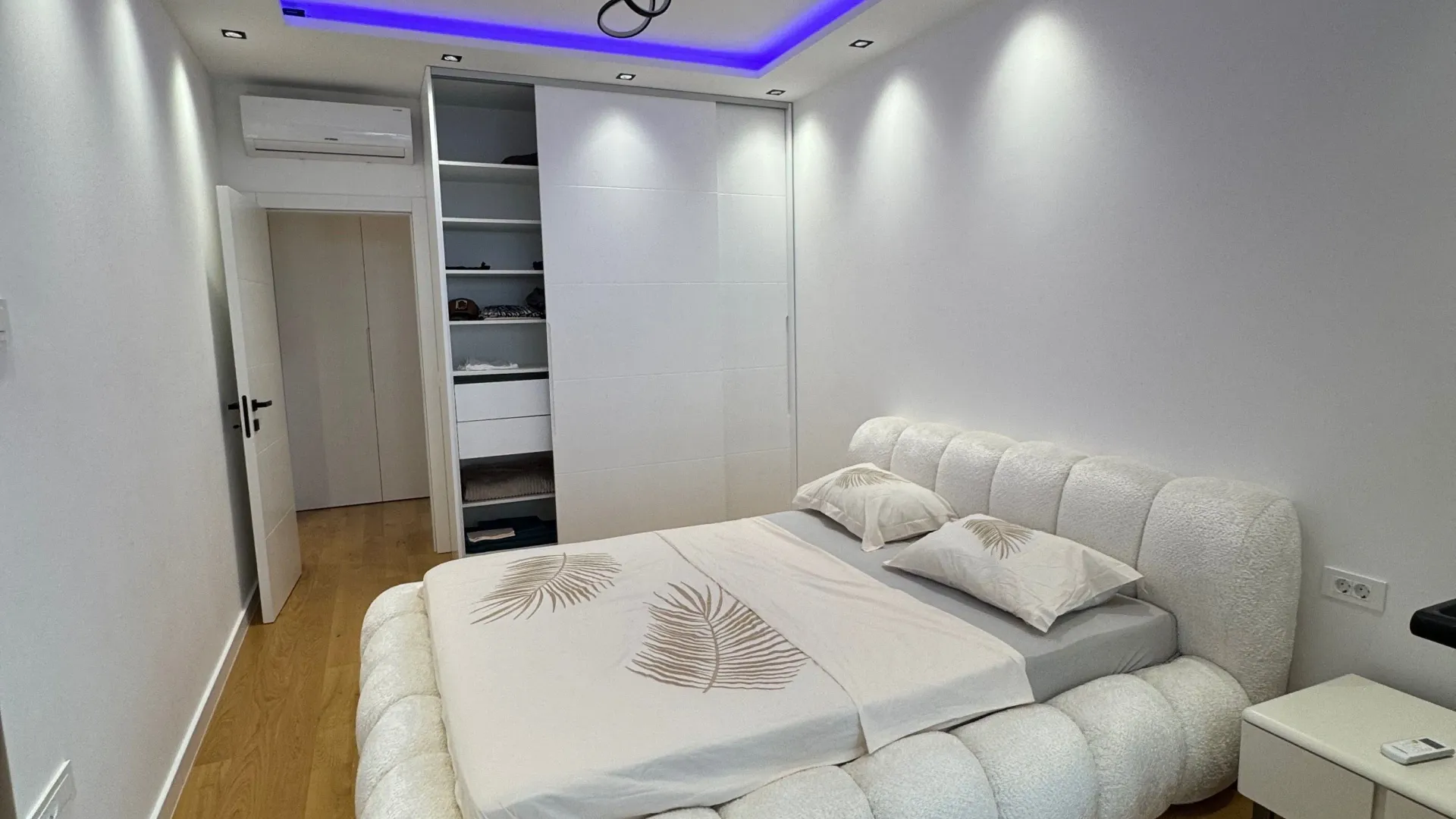 Sale, one bedroom apartment, 68m², Centar, Bar