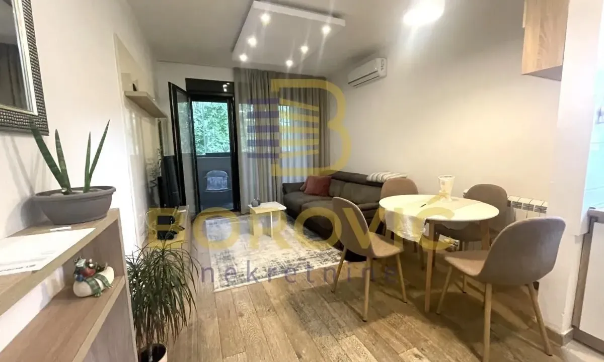 Rent, two bedroom apartment, 38m², Voždovac Sve Podlokacije, Beograd