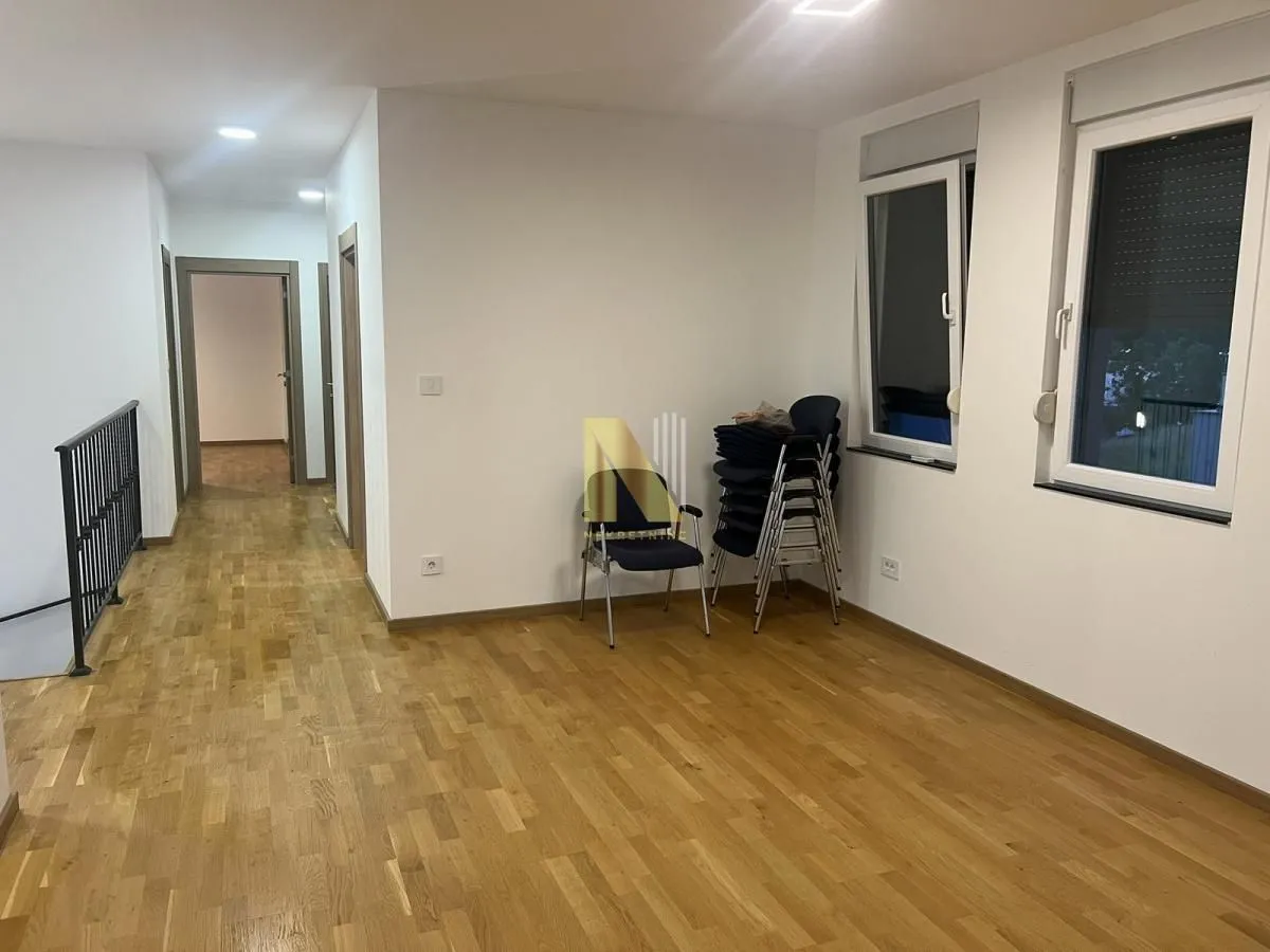 Izdavanje, četvorosoban stan, 92m², Alibegovac, Petrovaradin