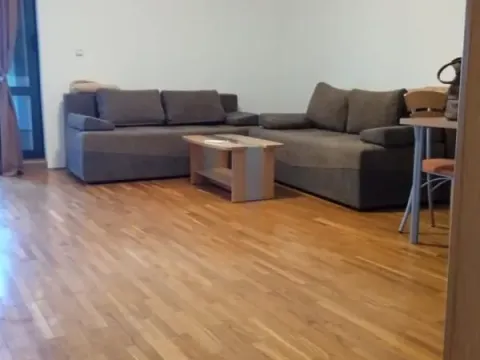 Prodaja, jednosoban stan, 50m², Šušanj, Bar - image 1