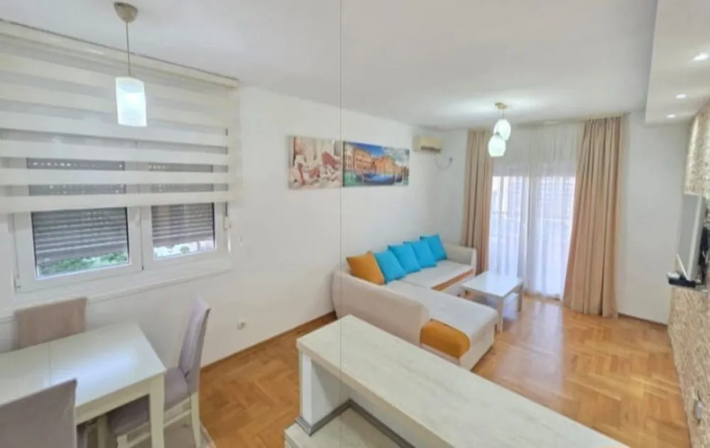Rent, two bedroom apartment, 65m², Rozino, Budva
