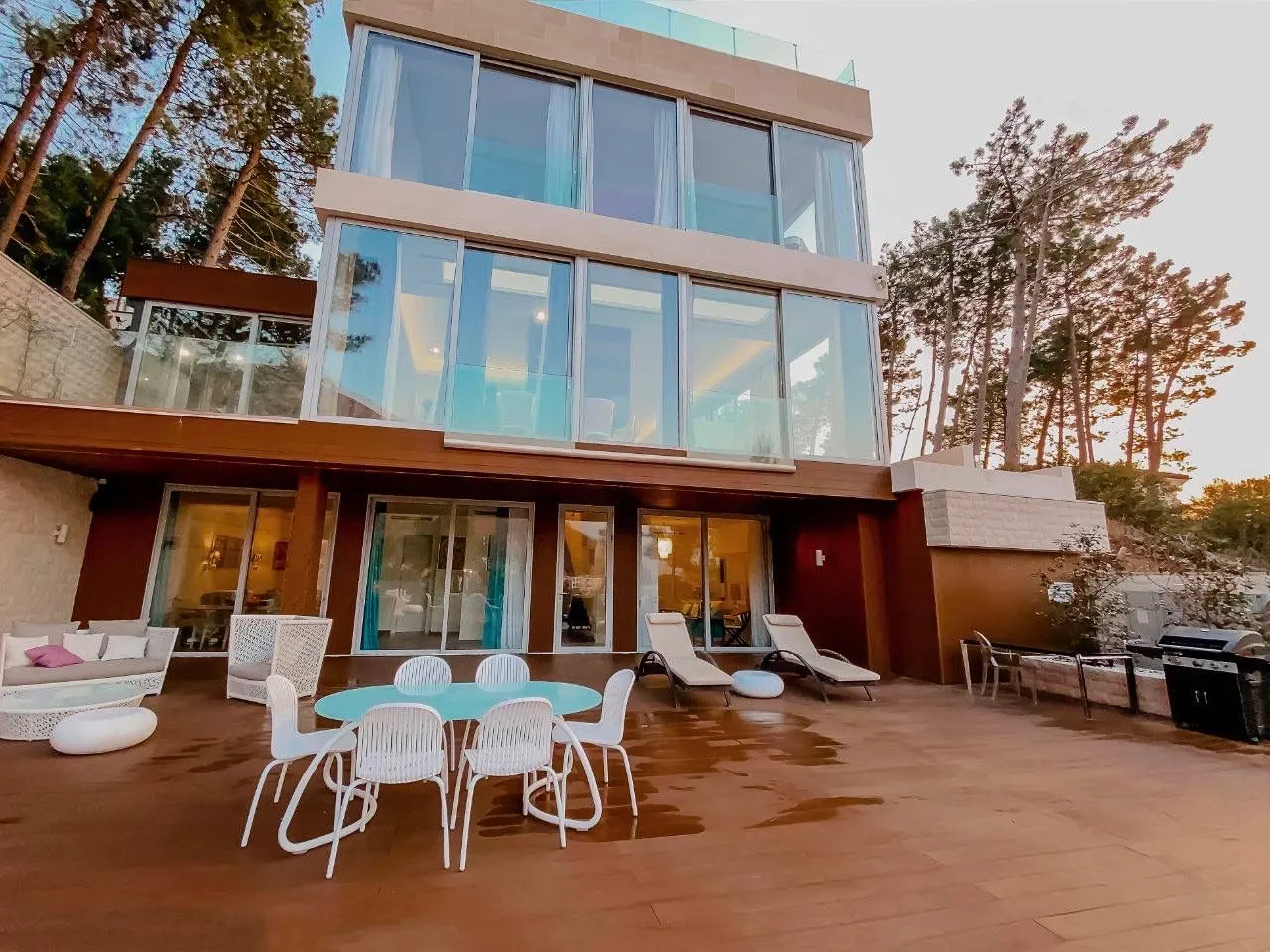 Sale, house, 559m², Sveti Stefan, Budva