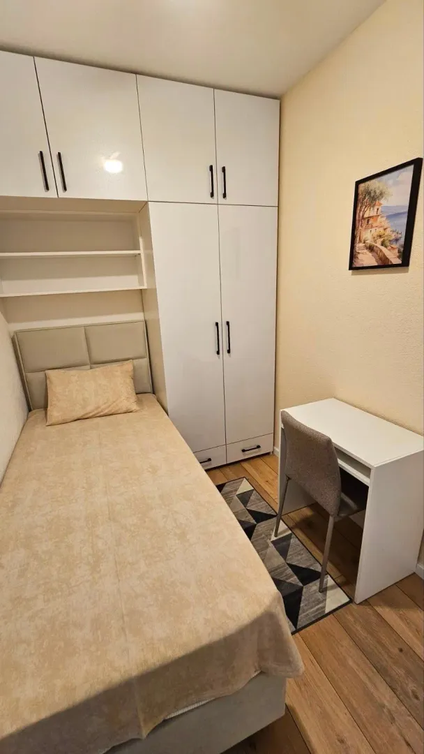 Rent, two bedroom apartment, 52m², Centar, Tivat
