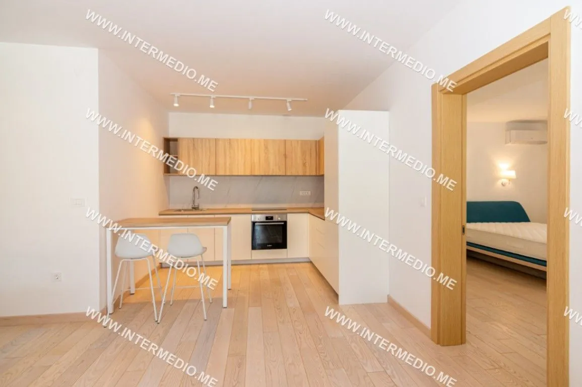 Prodaja, dvosoban stan, 63m², Igalo, Herceg Novi