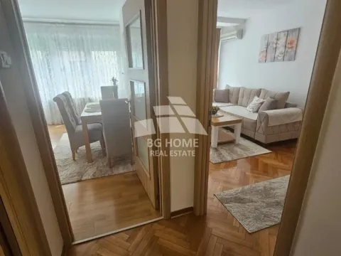 Rent, two bedroom apartment, 60m², Kalenić Pijaca, Vračar Sve Podlokacije - image 7