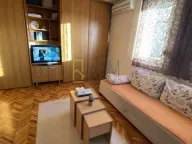 Izdavanje, jednosoban stan, 42m², Blok 6, Podgorica - image 8